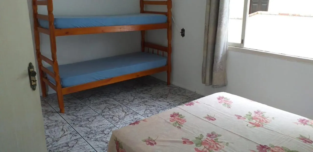 Hostel germânica Joinville 0*,